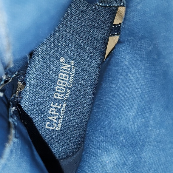 Cape Robbin Womens Blue Fringe Above Ankle Sandals Size 6 New - Picture 12 of 12